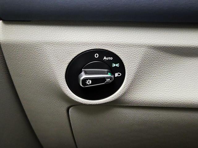 Photo of 2025 Black Volkswagen Jetta