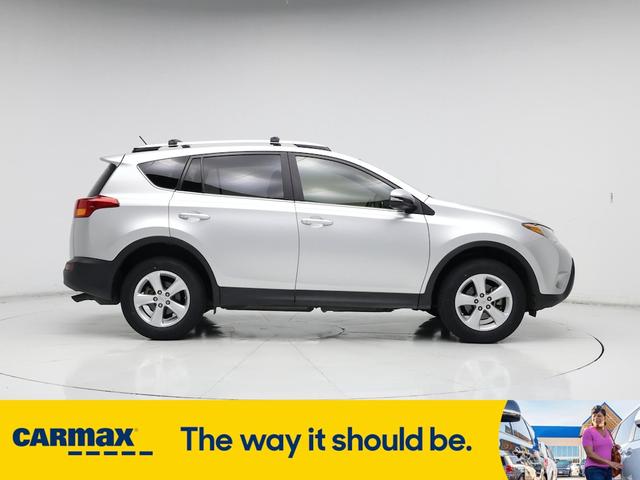 Photo of 2014 Silver Toyota RAV4
