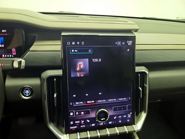 Photo of 2024 White GMC Acadia