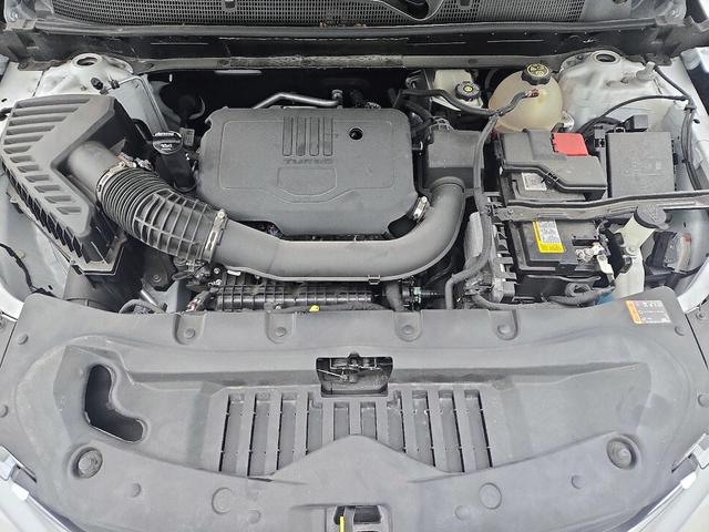 Photo of 2022 White Chevrolet Blazer