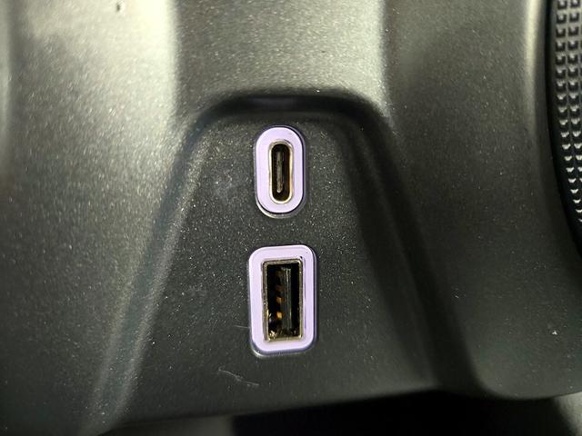 Photo of 2022 White Chevrolet Blazer