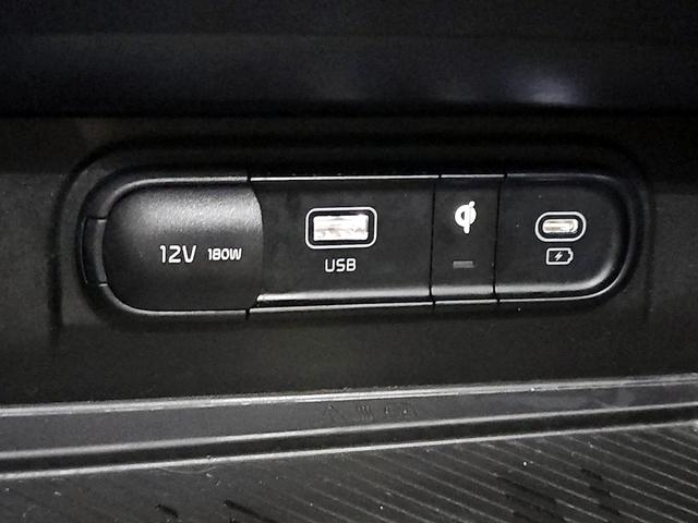 Photo of 2023 Black Kia Sportage