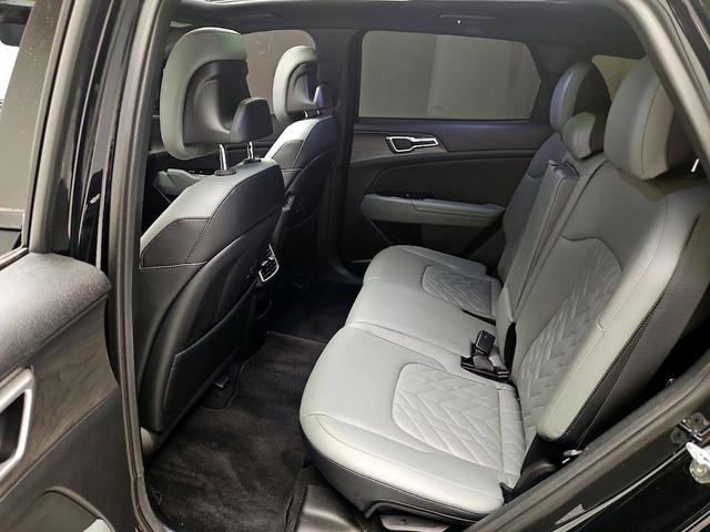 Photo of 2023 Black Kia Sportage