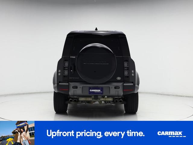 Photo of 2023 Gray Land Rover Defender