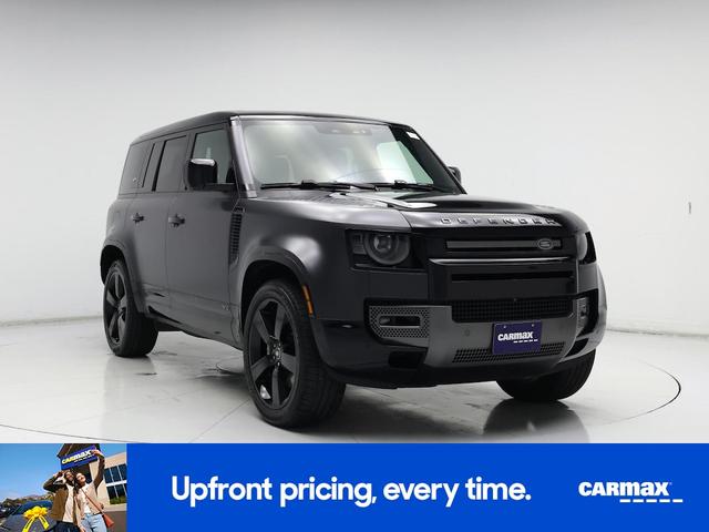 Photo of 2023 Gray Land Rover Defender