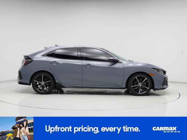 Photo of 2020 Gray Honda Civic