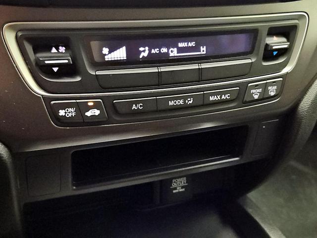 Photo of 2017 Silver Honda Ridgeline