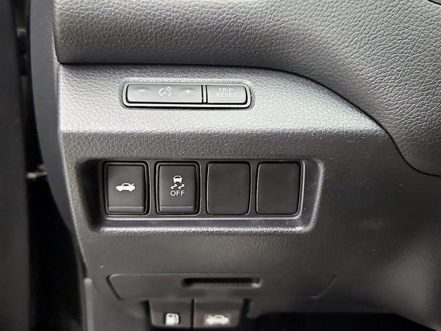 Photo of 2018 Black Nissan Altima
