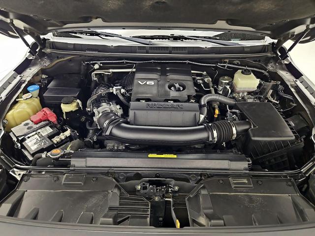 Photo of 2022 Gray Nissan Frontier