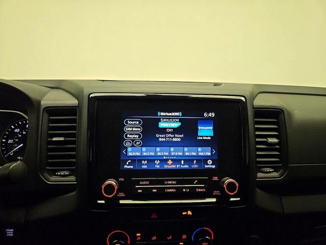 Photo of 2022 Gray Nissan Frontier