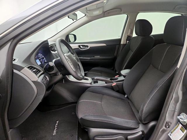 Photo of 2015 Gray Nissan Sentra