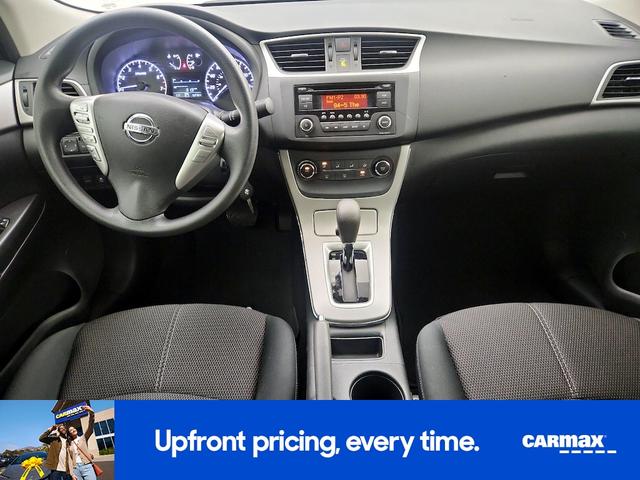 Photo of 2015 Gray Nissan Sentra