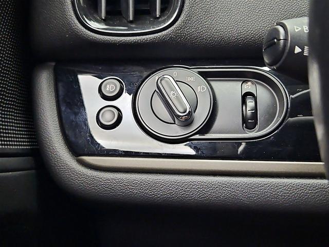 Photo of 2019 Black MINI Countryman