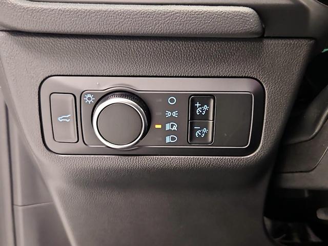 Photo of 2023 White Ford Escape