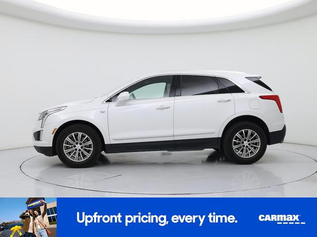 Photo of 2018 White Cadillac XT5
