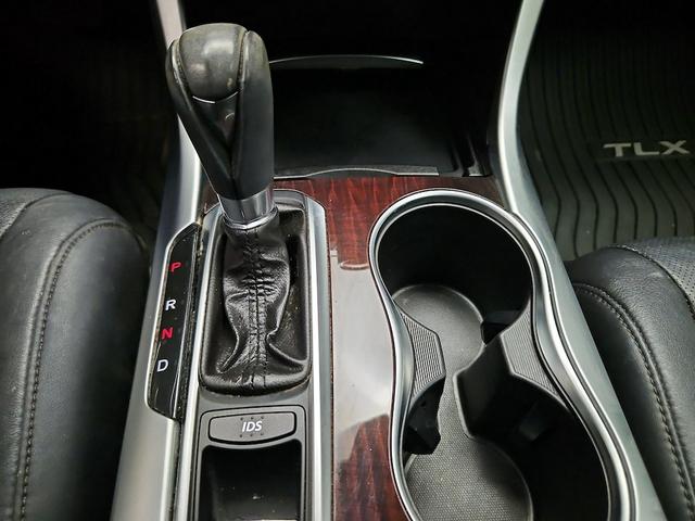 Photo of 2015 Gray Acura TLX