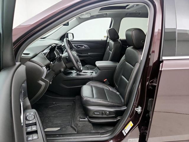 Photo of 2019 Burgundy Chevrolet Traverse