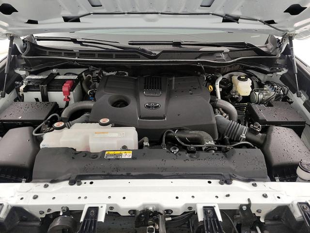 Photo of 2025 White Toyota Tundra