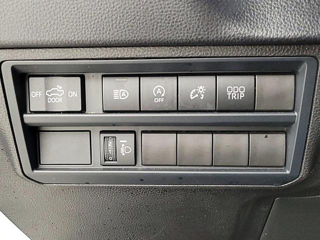 Photo of 2025 White Toyota Tundra