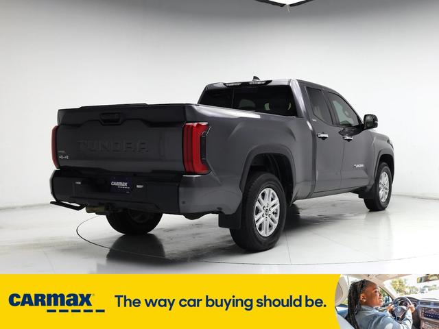 Photo of 2024 Gray Toyota Tundra