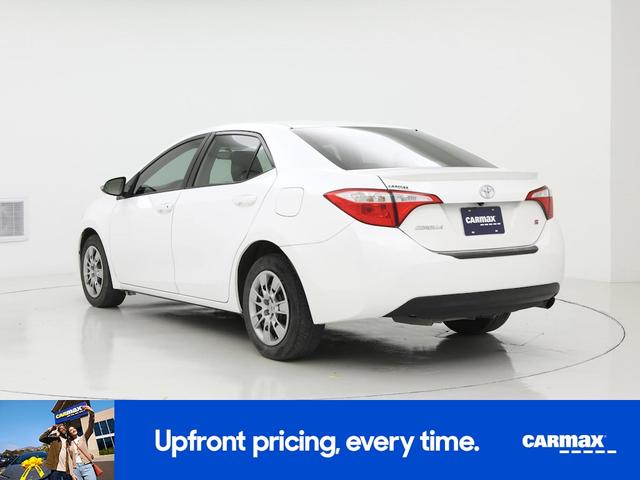 Photo of 2016 White Toyota Corolla