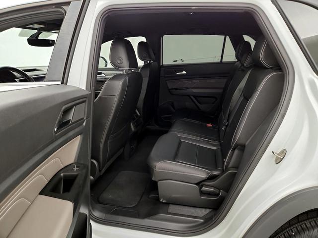 Photo of 2021 White Volkswagen Atlas Cross Sport