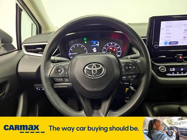 Photo of 2024 White Toyota Corolla