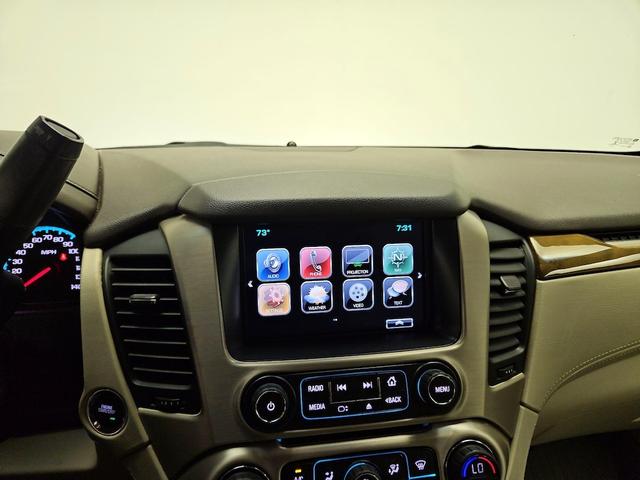 Photo of 2017 Red GMC Yukon