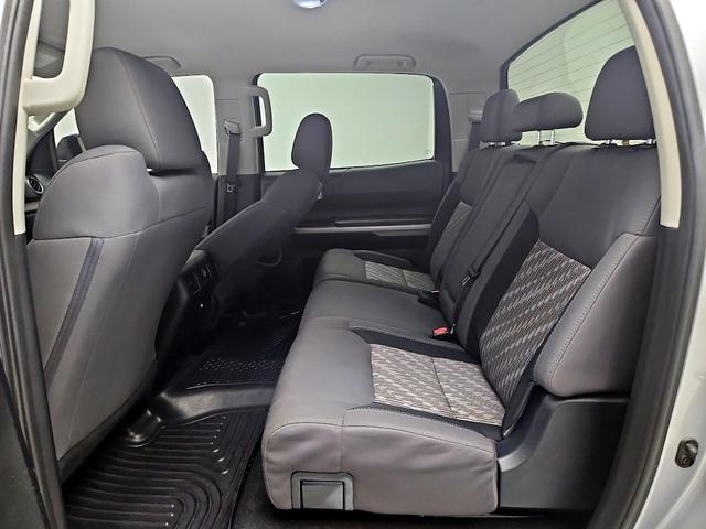 Photo of 2018 Silver Toyota Tundra