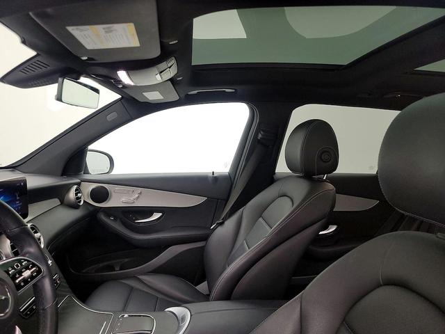 Photo of 2021 Black Mercedes-Benz GLC 300
