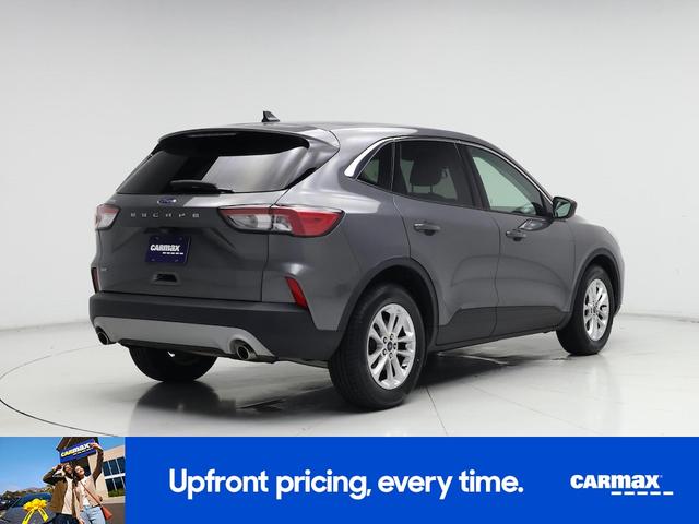 Photo of 2022 Gray Ford Escape