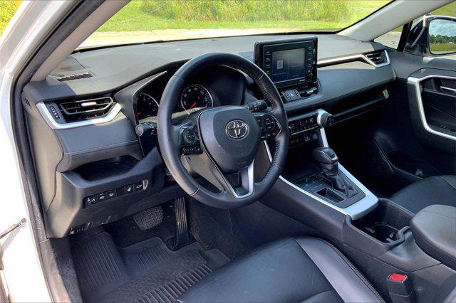 Photo of 2022 Blizzard Pearl Toyota RAV4