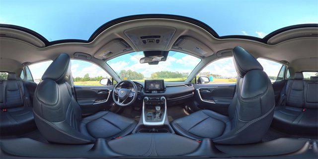 Photo of 2022 Blizzard Pearl Toyota RAV4