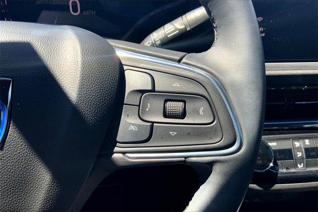 Photo of 2024 Moonstone Gray Metallic Buick Envista