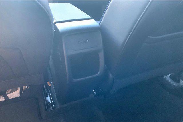 Photo of 2024 Moonstone Gray Metallic Buick Envista