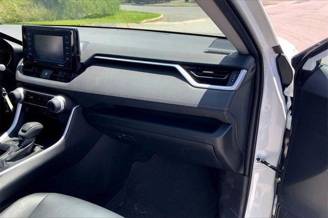Photo of 2022 White Toyota RAV4