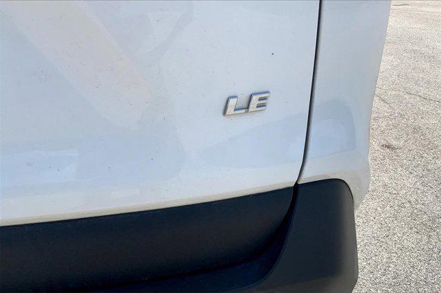 Photo of 2022 White Toyota RAV4