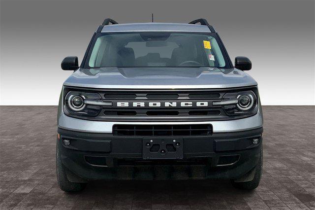Photo of 2021 Iconic Silver Metallic Ford Bronco Sport