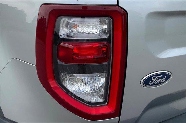 Photo of 2021 Iconic Silver Metallic Ford Bronco Sport