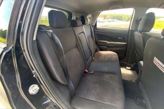 Photo of 2015 Labrador Black Pearl Mitsubishi Outlander Sport