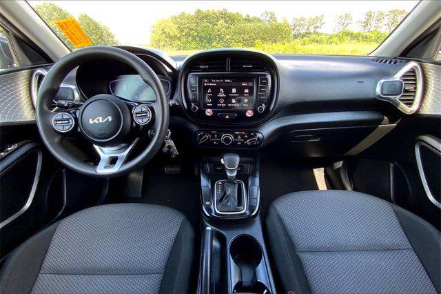 Photo of 2024 Gravity Gray Kia Soul