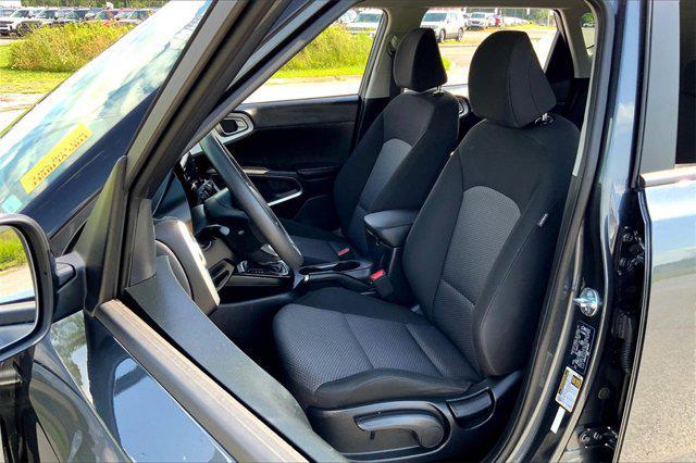 Photo of 2024 Gravity Gray Kia Soul