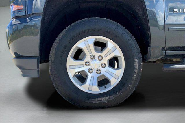 Photo of 2019 Graphite Metallic Chevrolet Silverado 1500
