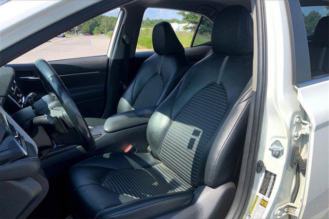 Photo of 2021 Super White Toyota Camry