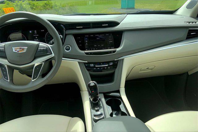 Photo of 2025 Radiant Red Tintcoat Cadillac XT5