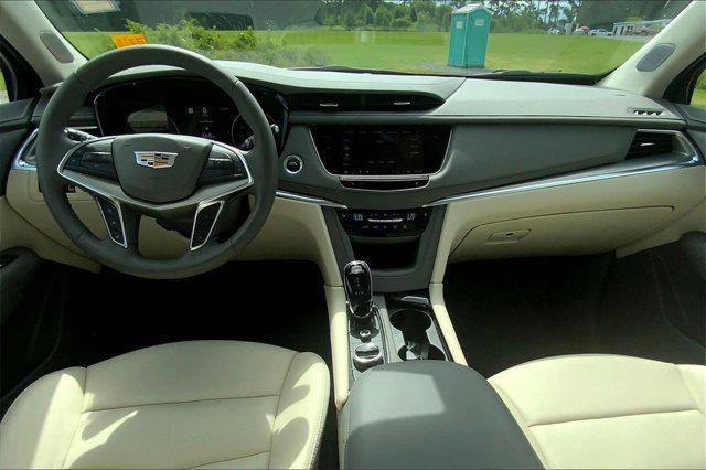 Photo of 2025 Radiant Red Tintcoat Cadillac XT5
