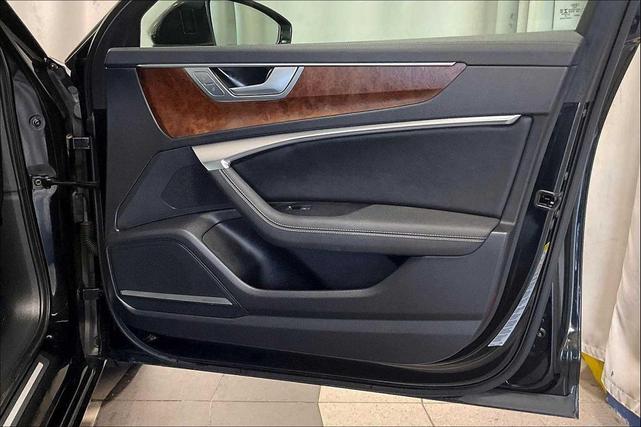 Photo of 2020 Mythos Black Metallic Audi A6