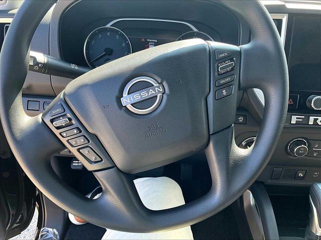 Photo of 2025 Super Black Nissan Frontier