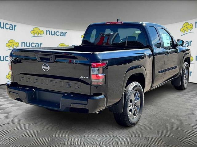 Photo of 2025 Super Black Nissan Frontier