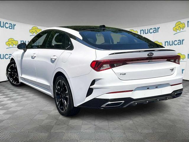 Photo of 2021 Glacial White Pearl Kia K5